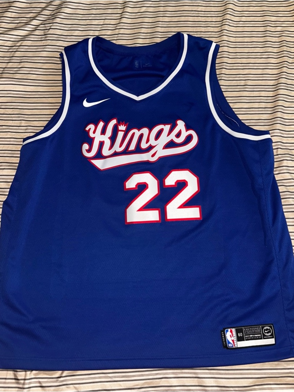 Nike Richaun Holmes Sacramento Kings #22 Classic Jersey in royal blue.